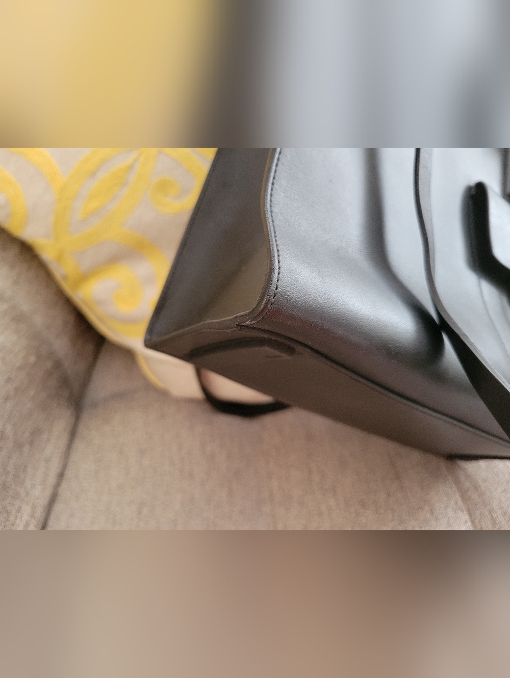 Prada Black Leather Tote Bag with Front Pocket - Picture 8 of 15